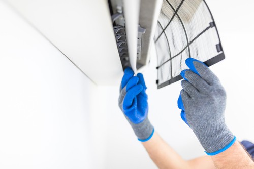 Difference Between Aircon Servicing and Cleaning